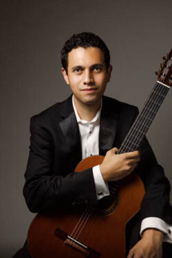 Carlos Bedoya